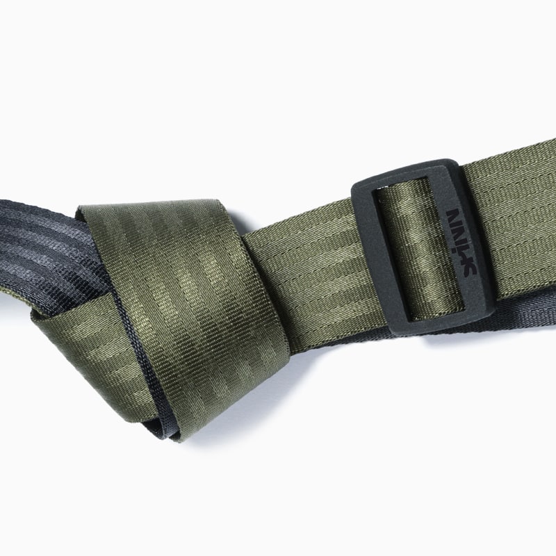 SPINN adjustable comfort camera strap